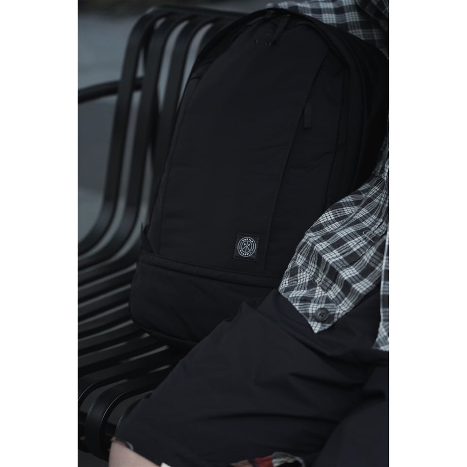 SHEEN NYLON NEWTON DAYPACK